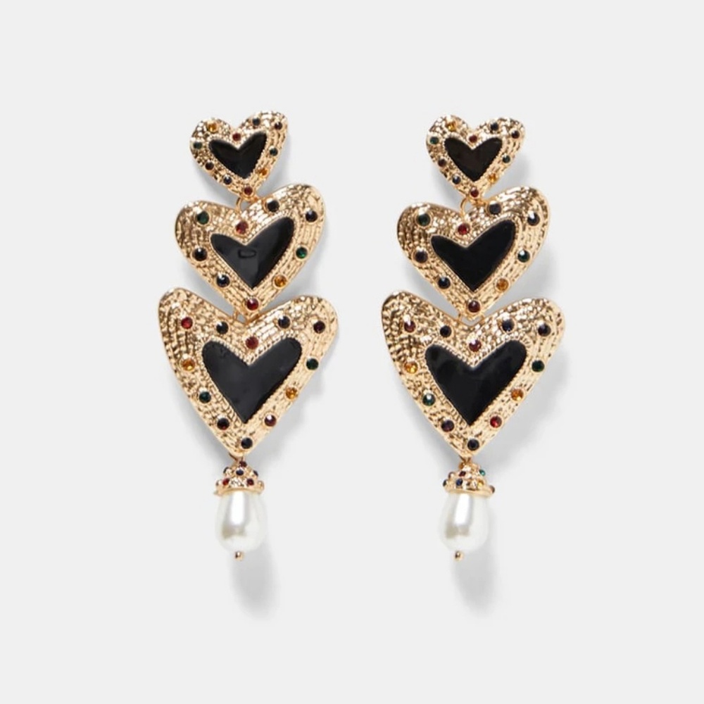 Love Heart Black Resin Dangle Earrings - Picture 2 of 4